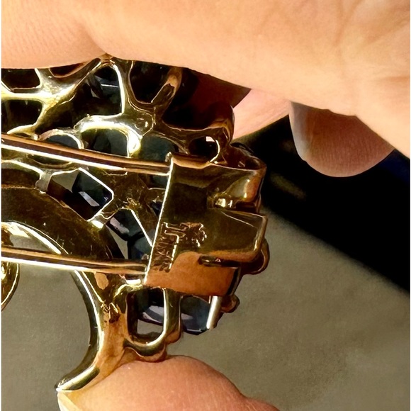 1949 Alfred Philippe for Trifari faux sapphire fruit salad clip brooch.Pristine - Picture 5 of 7